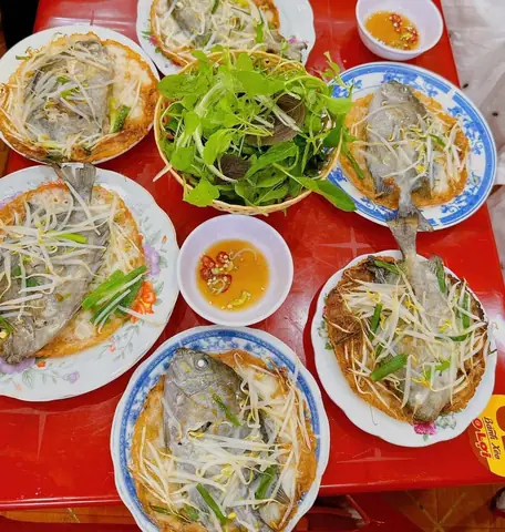 Bánh Khoái Cá Kình Ở Huế Bánh Khoái Cá Kình Ở Huế