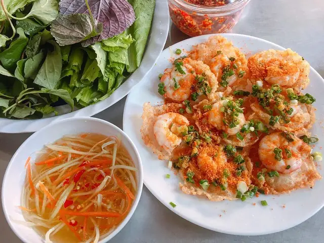 Bánh Khọt Gốc Cây Vú Sữa