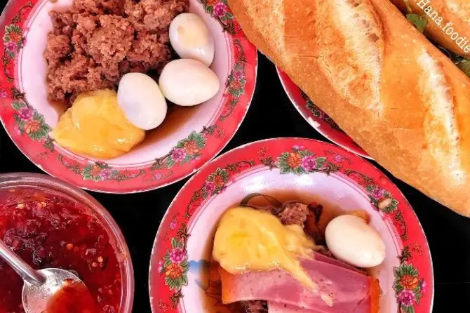 Bánh Mì Chấm Pate Đà Nẵng