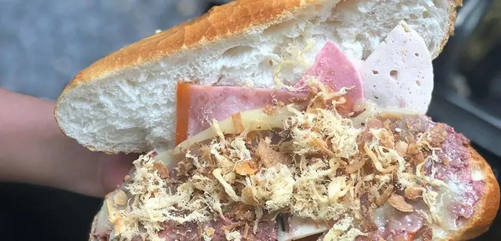 Bánh Mì Oanh Lý Tự Trọng Bánh Mì Oanh Lý Tự Trọng