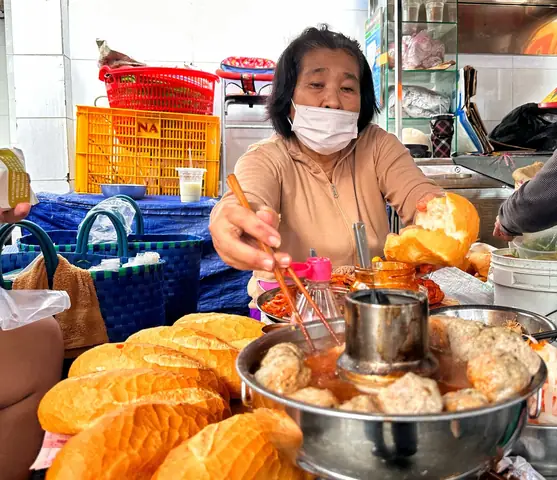 Bánh Mì Xíu Mại Quận 5 Bánh Mì Xíu Mại Quận 5