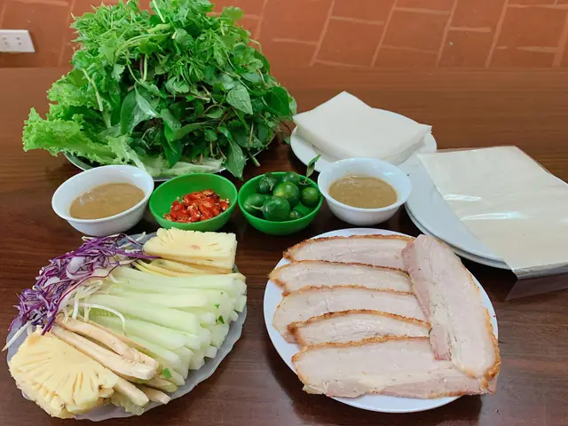 Bánh Tráng Cuốn Thịt Heo Gần Đây Bánh Tráng Cuốn Thịt Heo Gần Đây