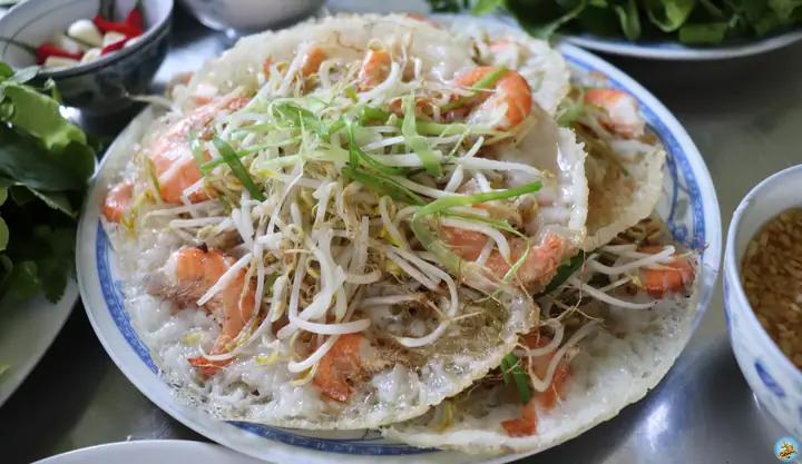 Bánh Xèo Tôm Nhảy Mỹ Cang