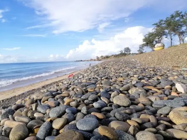 Biển Cổ Thạch Nằm Ở Đâu