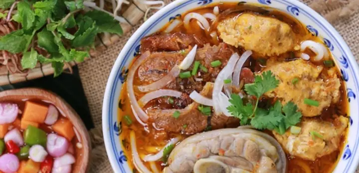 Bún Bò Huế Trần Khát Chân Bún Bò Huế Trần Khát Chân