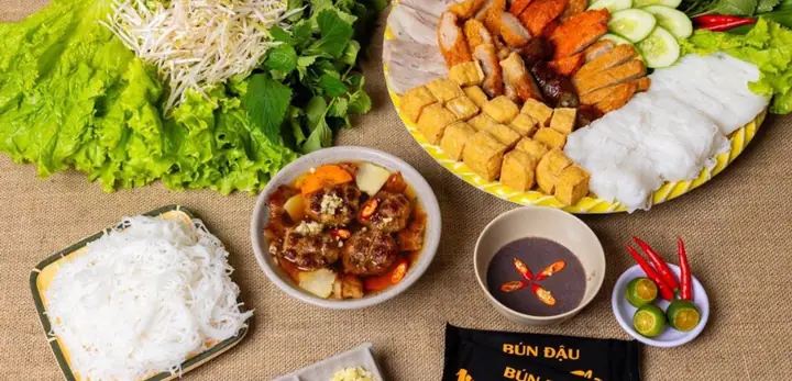 Bún Đậu Mạc Văn Khoa Quốc Lộ 13