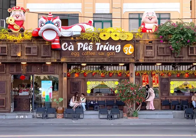 Cà Phê Ngoài Trời Quận 1