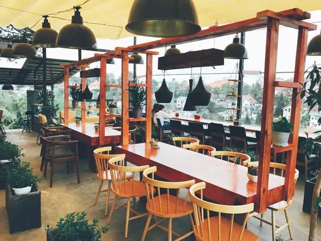 Cà Phê Yên Tĩnh Đà Lạt