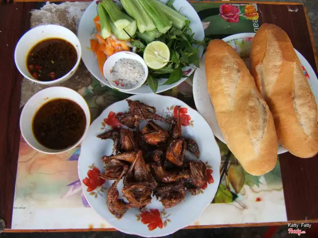 Các Con Đường Ăn Uống Ở Sài Gòn Các Con Đường Ăn Uống Ở Sài Gòn