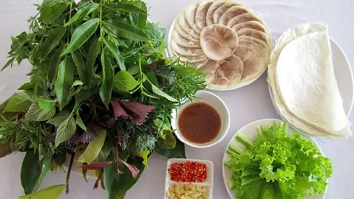Các Loại Rau Rừng Cuốn Bánh Tráng Các Loại Rau Rừng Cuốn Bánh Tráng