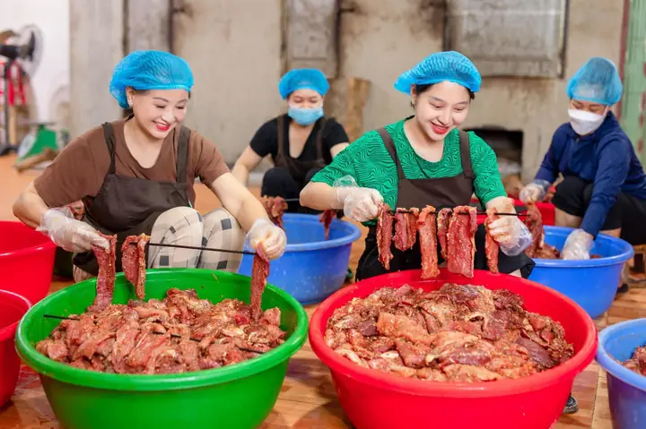 Cách Làm Thịt Trâu Gác Bếp Tây Bắc Cách Làm Thịt Trâu Gác Bếp Tây Bắc
