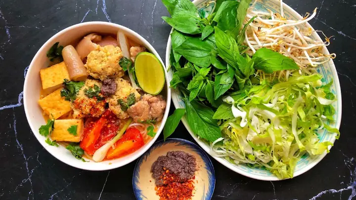 Cách Nấu Canh Bún Đỏ Ngon