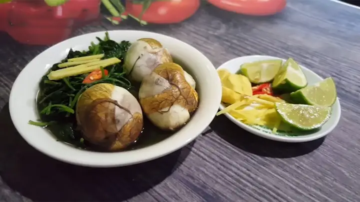 Cách Nấu Rau Ngải Cứu Với Trứng Vịt Lộn Cách Nấu Rau Ngải Cứu Với Trứng Vịt Lộn