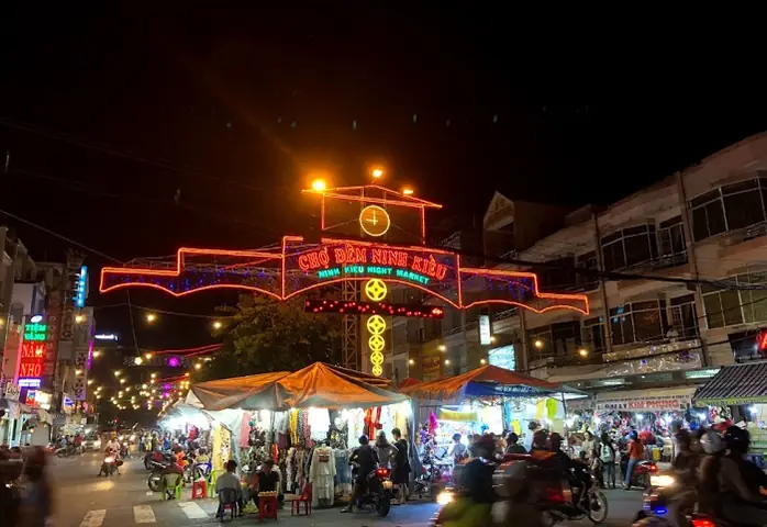Chợ Đêm Ăn Uống Cần Thơ Chợ Đêm Ăn Uống Cần Thơ