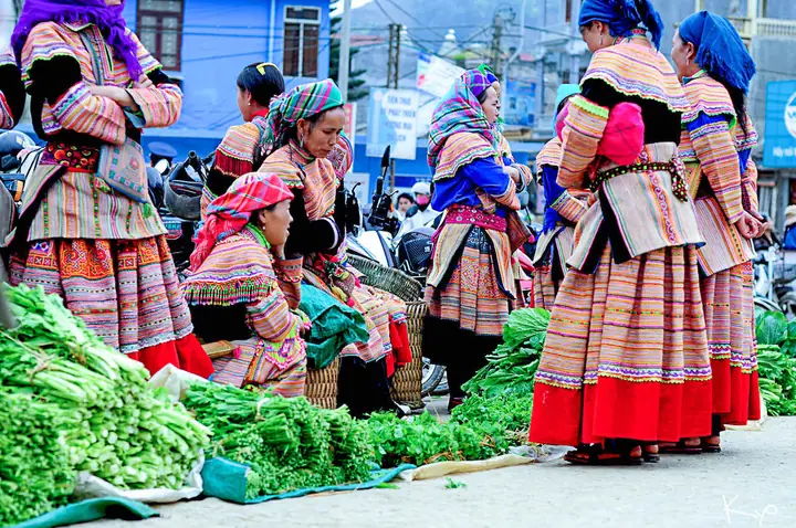 Chợ Phiên Đồng Văn Hà Giang