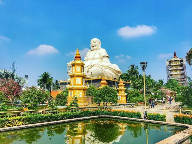 Chùa Lớn Nhất Ở Tiền Giang