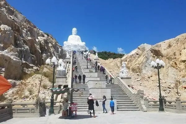 Chùa Ông Núi Ở Bình Định Bao Nhiêu Bậc Thang