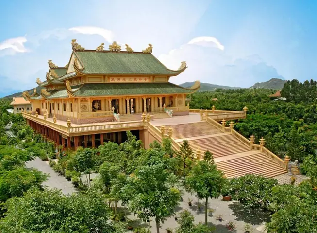 Chùa Trên Đường Đi Vũng Tàu