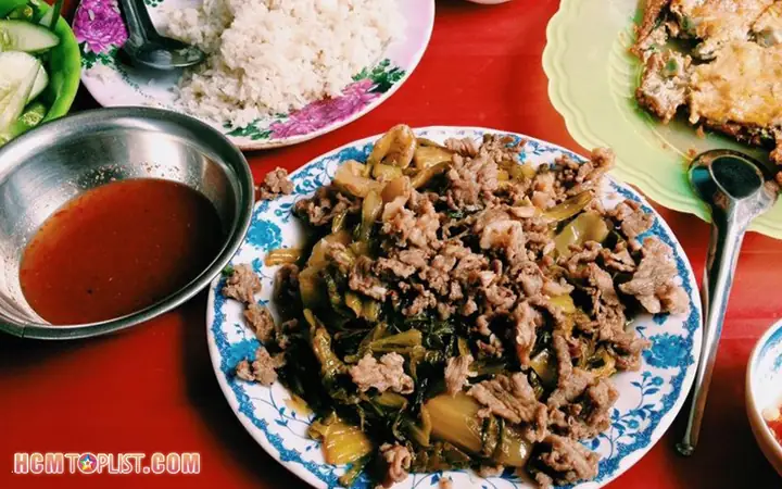 Cơm Rang Dưa Bò Ngon Ở Sài Gòn Cơm Rang Dưa Bò Ngon Ở Sài Gòn
