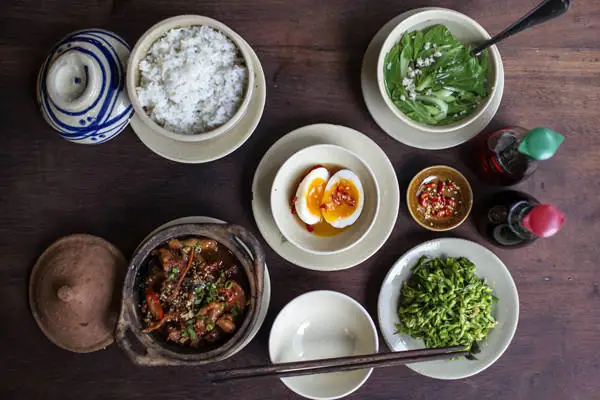 Cơm Việt Nam Ở Sài Gòn