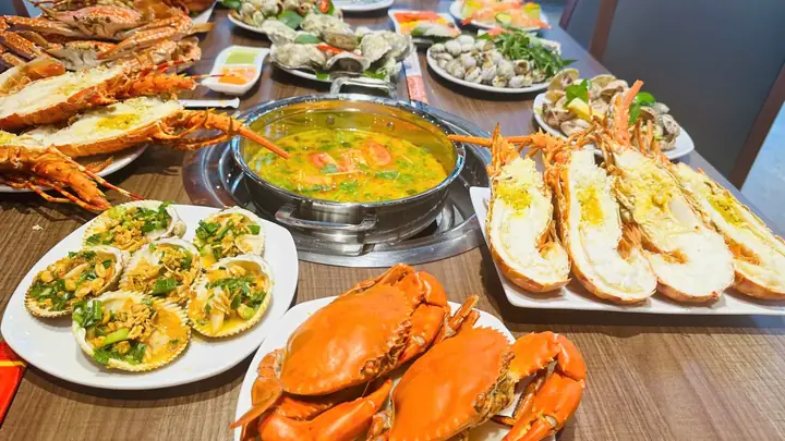 Đi Nha Trang Ăn Hải Sản Ở Đâu Ngon Rẻ