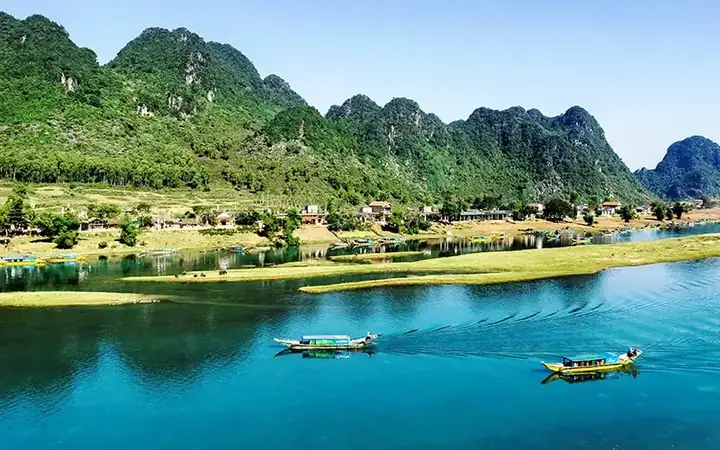 Điểm Du Lịch Ở Quảng Bình Điểm Du Lịch Ở Quảng Bình
