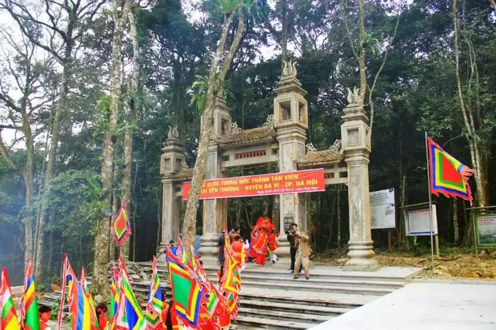 Du Lịch Đền Thượng Ba Vì