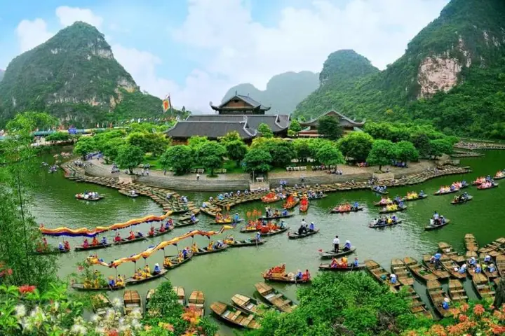 Du Lịch Hà Nội 1 Ngày Bằng Xe Máy Du Lịch Hà Nội 1 Ngày Bằng Xe Máy