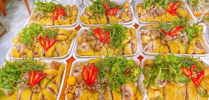 Gà Ta Tam Kỳ Quận 4