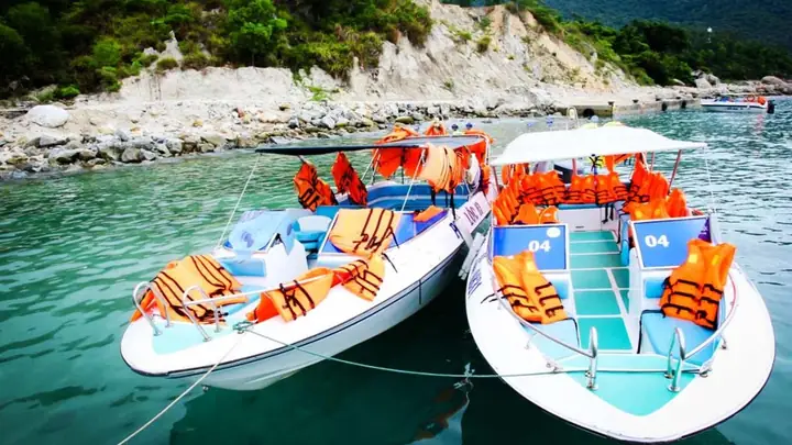 Giá Vé Tàu Ra Đảo Bình Ba Giá Vé Tàu Ra Đảo Bình Ba