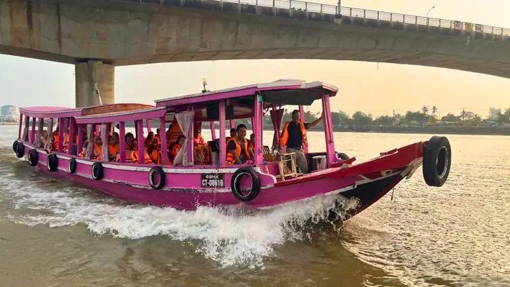 Giá Vé Tàu Tham Quan Chợ Nổi Cái Răng Giá Vé Tàu Tham Quan Chợ Nổi Cái Răng