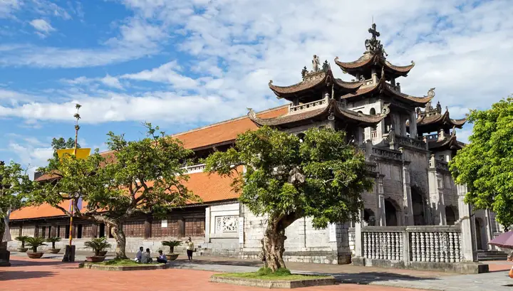 Giới Thiệu Về Nhà Thờ Đá Phát Diệm Giới Thiệu Về Nhà Thờ Đá Phát Diệm