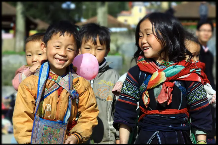 Hình Ảnh Em Bé Vùng Cao