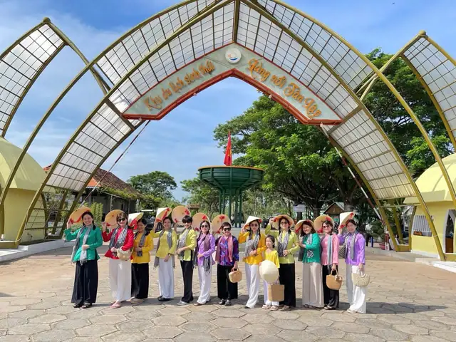 Hình Ảnh Làng Nổi Tân Lập Hình Ảnh Làng Nổi Tân Lập