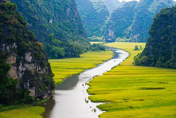 Hình Ảnh Tam Cốc Ninh Bình Hình Ảnh Tam Cốc Ninh Bình