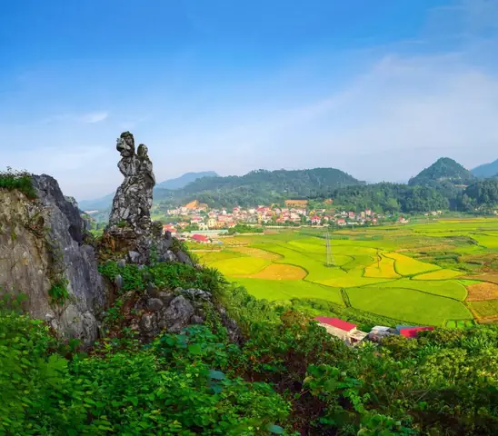 Hòn Vọng Phu Ở Nha Trang Hòn Vọng Phu Ở Nha Trang