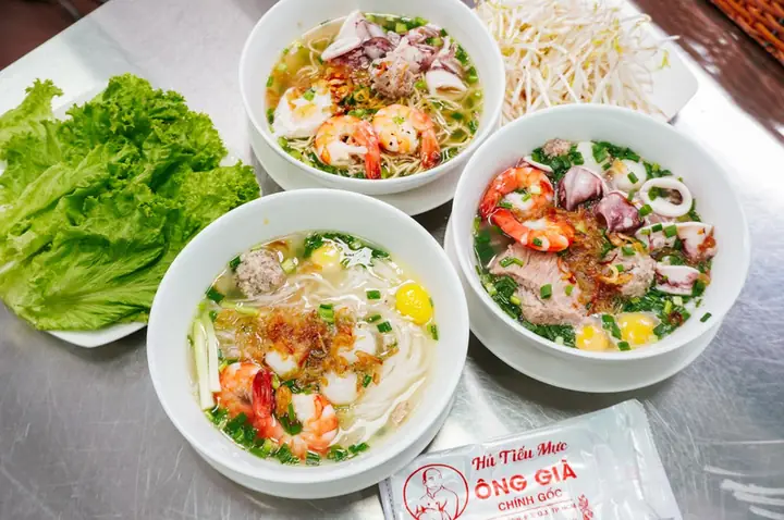 Hủ Tiếu Mực Ông Già Chính Gốc
