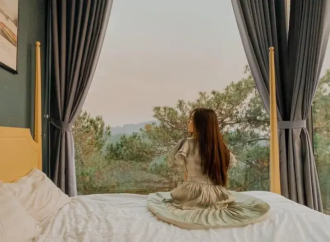 Khách Sạn Lãng Mạn Ở Đà Lạt Khách Sạn Lãng Mạn Ở Đà Lạt
