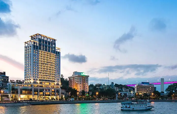 Khách Sạn View Biển Hạ Long