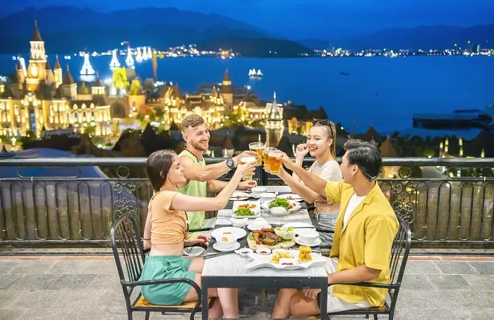 Khu Ăn Uống Ở Nha Trang Khu Ăn Uống Ở Nha Trang