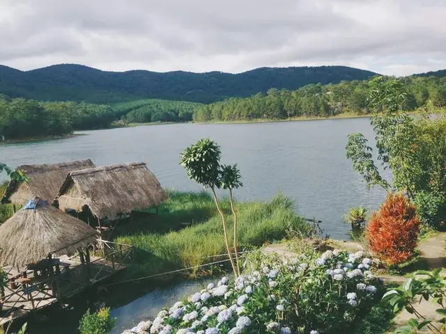 Khu Du Lịch Đá Tiên Hồ Tuyền Lâm Khu Du Lịch Đá Tiên Hồ Tuyền Lâm
