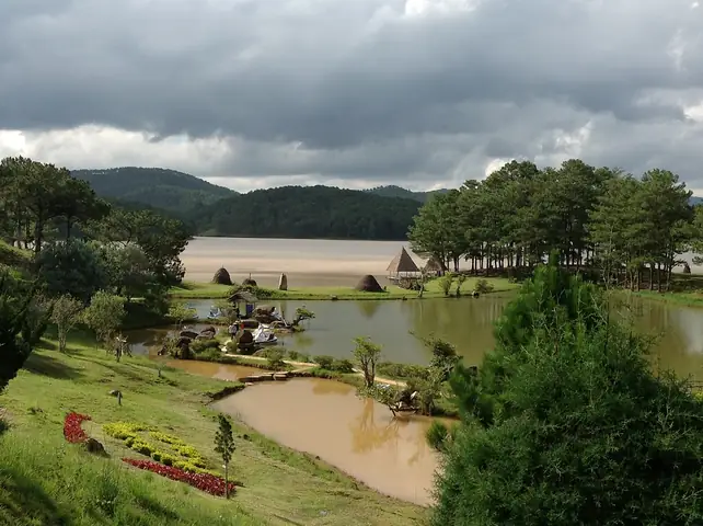 Khu Du Lịch Suối Vàng Đà Lạt