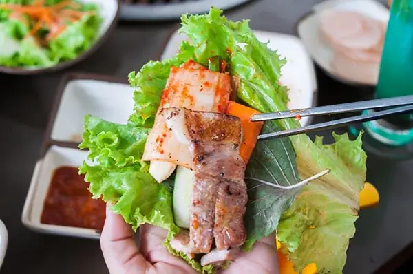 Kim Chi Ăn Với Thịt Nướng Kim Chi Ăn Với Thịt Nướng