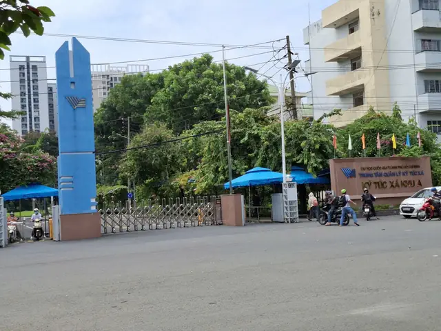 Ký Túc Xá Làng Đại Học Thủ Đức Ký Túc Xá Làng Đại Học Thủ Đức