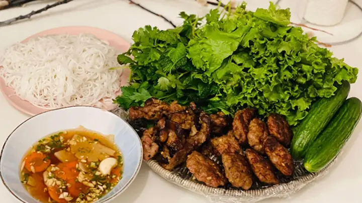 Làm Món Bún Chả Hà Nội