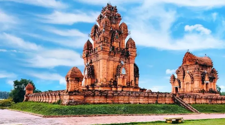 Làng Văn Hóa 54 Dân Tộc Ở Đâu