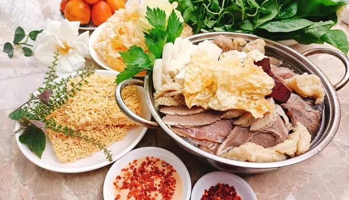 Lẩu Bò Ba Toa Đà Lạt