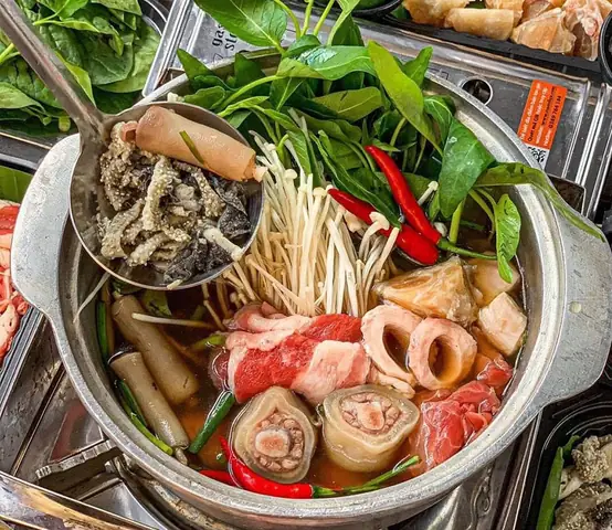Lẩu Bò Năm Cảnh Quận 9