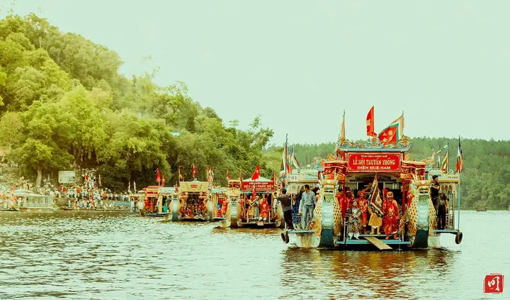 Lễ Hội Điện Hòn Chén Huế