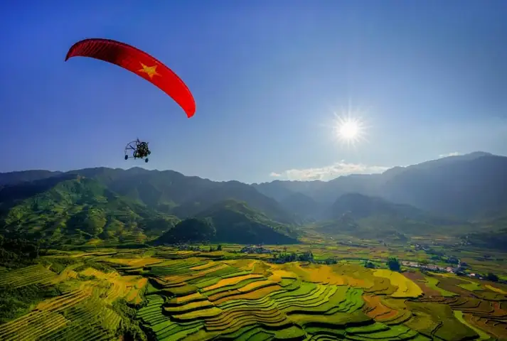 Lễ Hội Nhảy Dù Ở Mù Cang Chải Lễ Hội Nhảy Dù Ở Mù Cang Chải